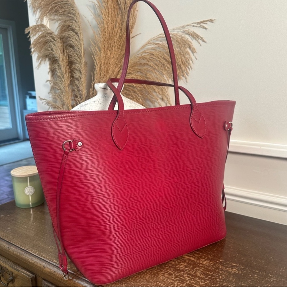 Louis Vuitton Neverfull Matching set ๐ - Picture 2 of 16